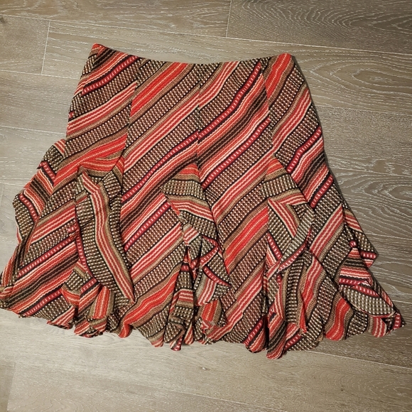 Lauren Ralph Lauren Red Ruffle Skirt Size Large - Picture 3 of 9